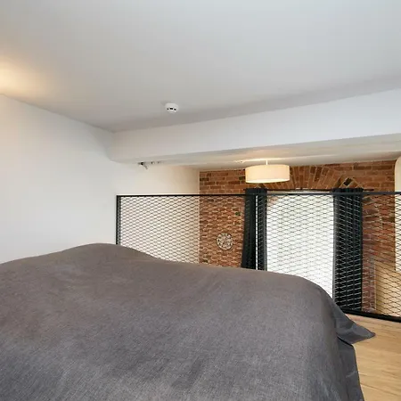 6 Apartment
