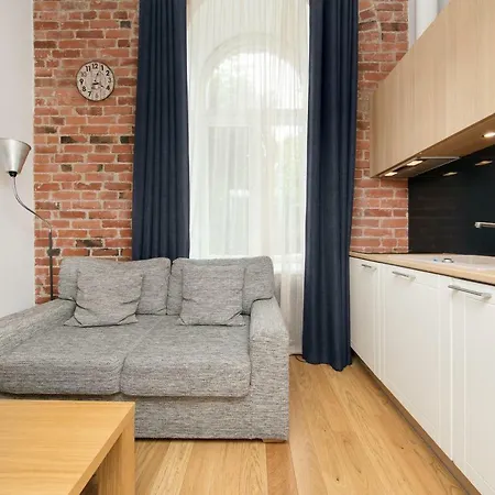 6 Apartment